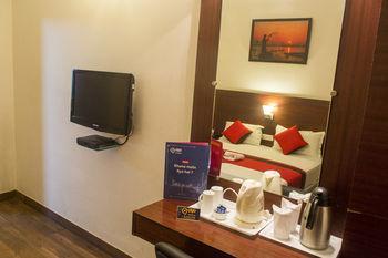 Oyo Premium Railway Station Hotel Varanasi